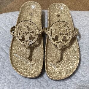 Authentic Tory Burch Miller Cloud Stingray Printed Leather size 7